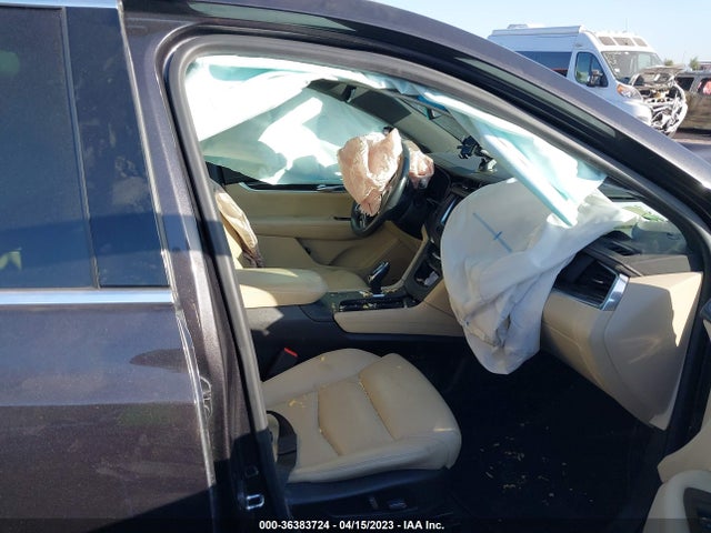 1GYKNARS9HZ210067 Cadillac Xt5 Fwd