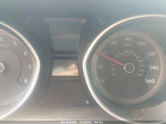 2013 HYUNDAI ELANTRA VIN: KMHD35LE4DU020758