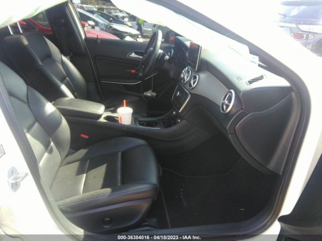 WDCTG4EB8HJ350440 Mercedes-Benz Gla Gla 250