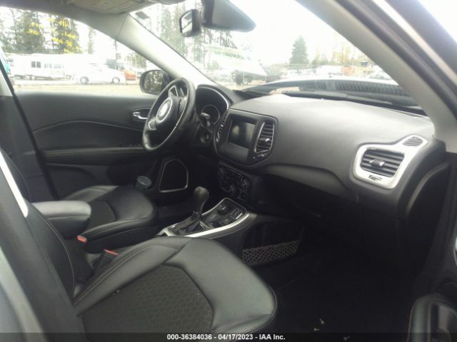 3C4NJDBBXMT601921 Jeep Compass Latitude
