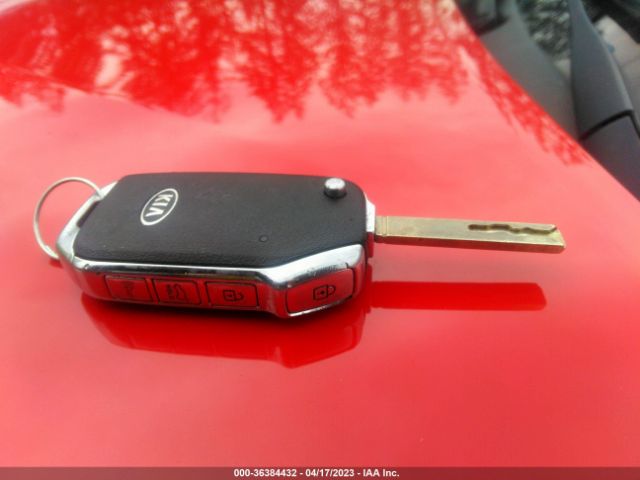 KNDJ23AU4L7039736 KIA SOUL S
