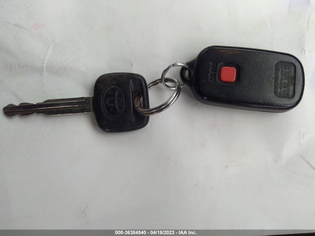 2004 TOYOTA COROLLA CE/S/LE VIN: 2T1BR32EX4C301136