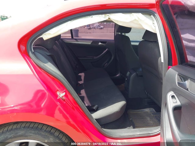 3VWD17AJ2FM355592 Volkswagen Jetta Sedan 1.8t Se