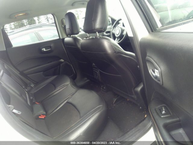 3C4NJDBB8KT597090 Jeep Compass Latitude