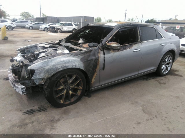 Chrysler 300 300c 2014 2C3CCAET0EH169567 Image 2