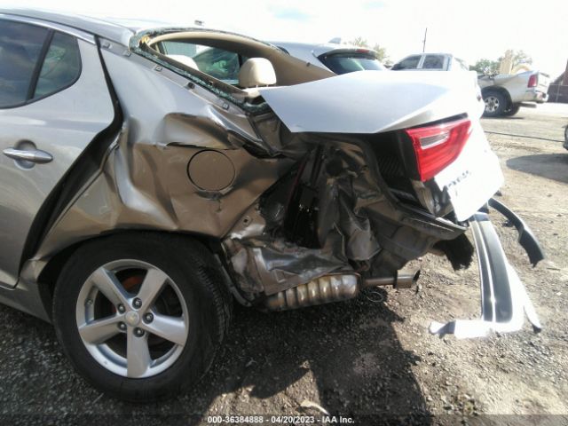 5XXGM4A71FG353070 KIA Optima Lx
