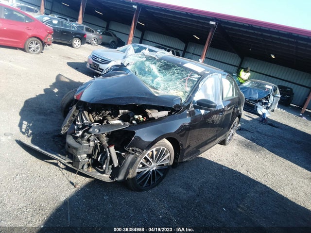 3VWB17AJ7GM406271 Volkswagen Jetta Sedan 1.8t Sport