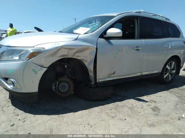 2015 NISSAN PATHFINDER PLATINUM VIN: 5N1AR2MM8FC695592