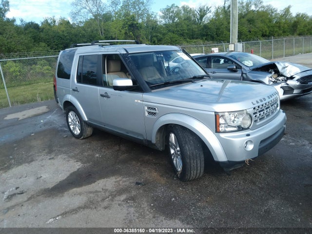 2011 LAND ROVER LR4 LUX VIN: SALAK2D47BA579257