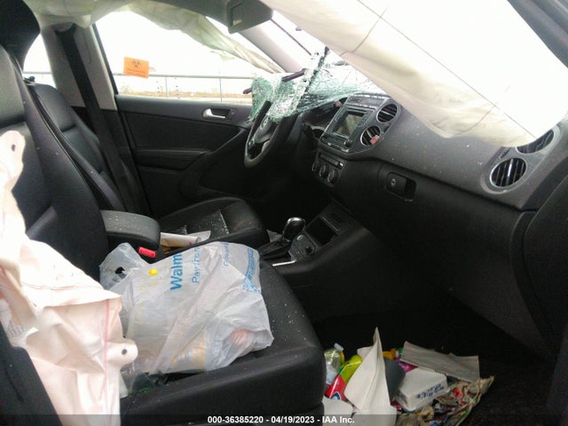 WVGBV7AX8GW522117 Volkswagen TIGUAN S