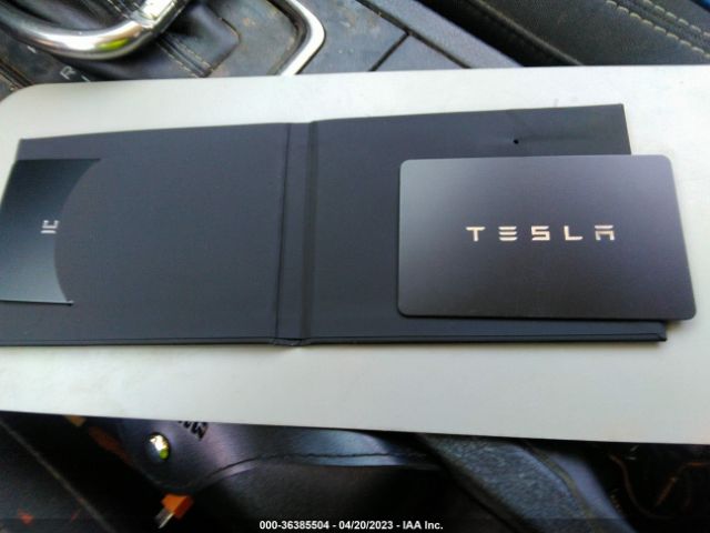 7SAXCDE59NF364284 Tesla MODEL X