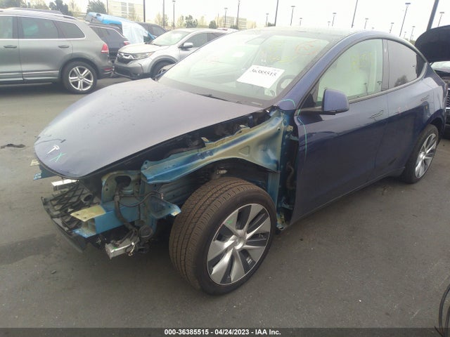 Tesla Model Y Long Range 2021 5YJYGDEE7MF201461 Image 2