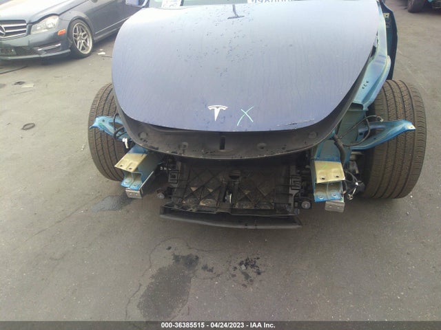 Tesla Model Y Long Range 2021 5YJYGDEE7MF201461 Image 8