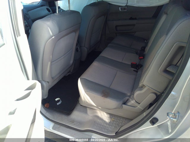 2015 HONDA PILOT EX VIN: 5FNYF3H48FB009355