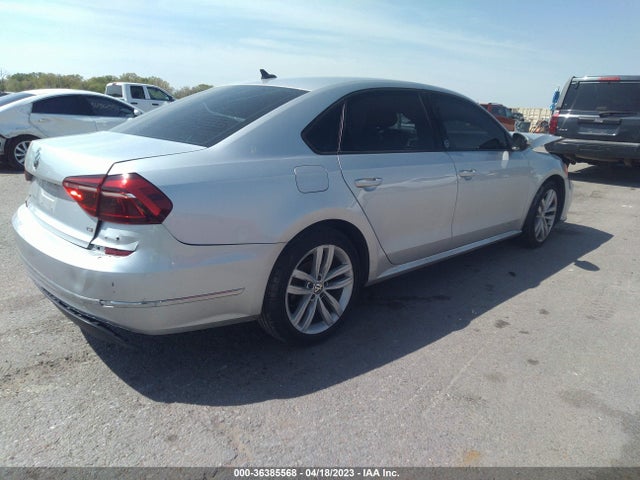 1VWLA7A35KC008752 Volkswagen Passat 2.0t Wolfsburg Edition