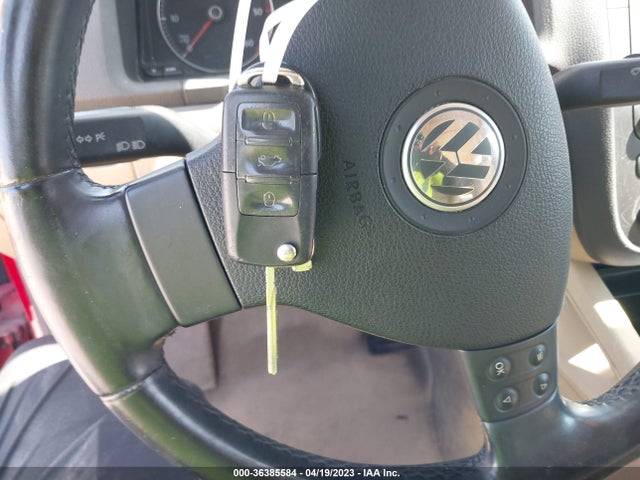 2006 VOLKSWAGEN JETTA SEDAN 1.9L TDI VIN: 3VWDT71K26M052220