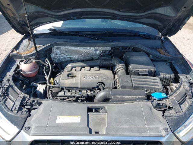 WA1BCCFS2HR008869 Audi Q3 PREMIUM