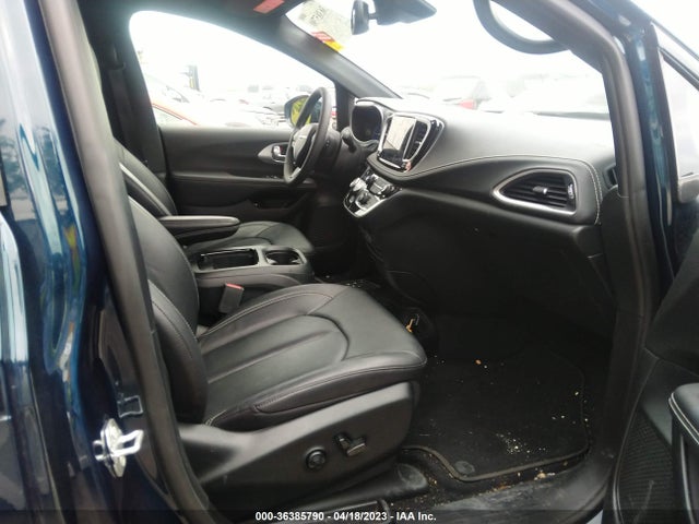 2022 Chrysler Pacifica Hybrid, VIN: 2C4RC1L78NR200019