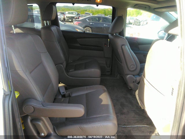 Honda Odyssey Touring 2015 5FNRL5H94FB038680 Image 8