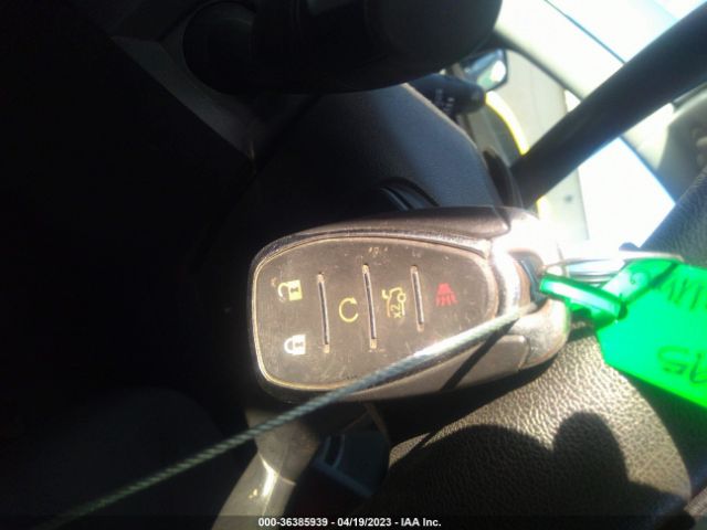 Chevrolet MALIBU LS 2018 1G1ZB5ST9JF206527 Image 3