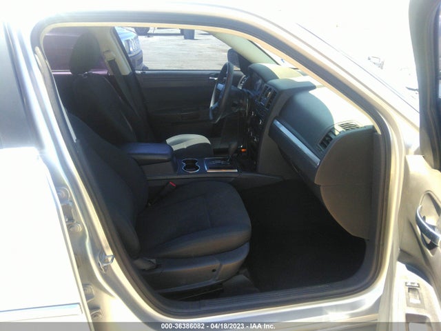 2008 CHRYSLER 300 LX VIN: 2C3KA43RX8H218742