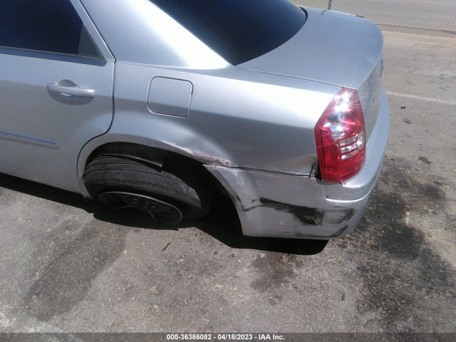 2008 CHRYSLER 300 LX VIN: 2C3KA43RX8H218742