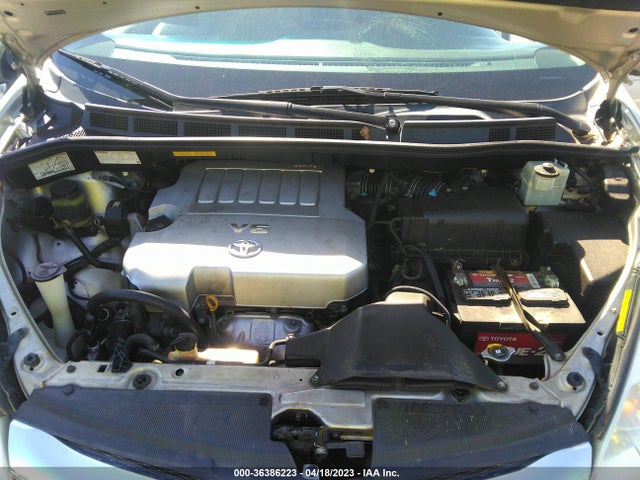 2010 TOYOTA SIENNA XLE VIN: 5TDYK4CC3AS334631