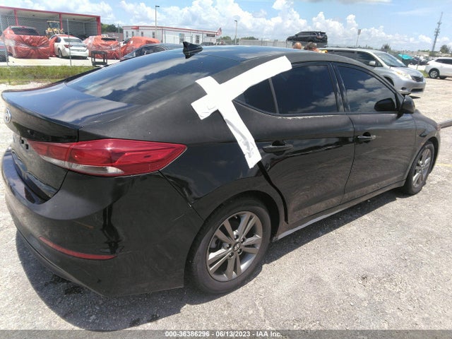 2018 HYUNDAI ELANTRA SEL VIN: 5NPD84LF0JH304841