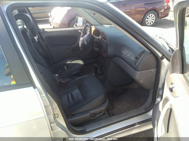 2002 SAAB 9-3 SE VIN: YS3DF58K822017180