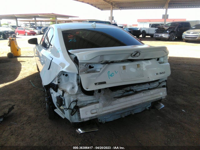 JTHBA1D21J5072075 Lexus Is Is 300