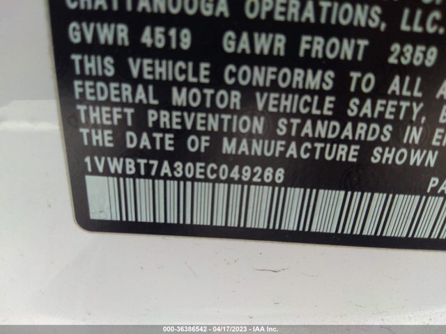 1VWBT7A30EC049266 Volkswagen PASSAT SE
