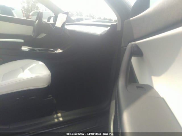 Tesla Model Y Long Range 2021 5YJYGDEE0MF186849 Image 5