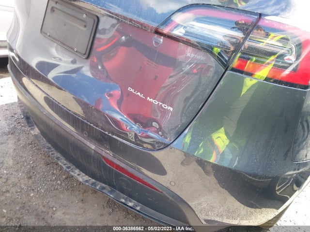 Tesla Model Y Long Range 2021 5YJYGDEE0MF186849 Image 6