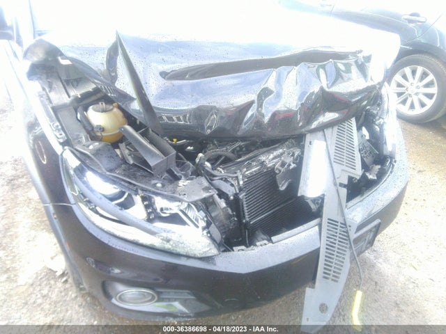 WVGBV3AX1EW011242 Volkswagen Tiguan R-line