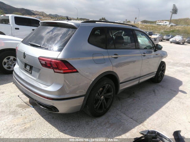 3VVCB7AX2PM001655 Volkswagen Tiguan Se R-line Black