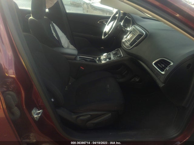 1C3CCCAB2GN132572 Chrysler 200 Limited