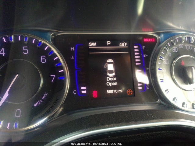 1C3CCCAB2GN132572 Chrysler 200 Limited