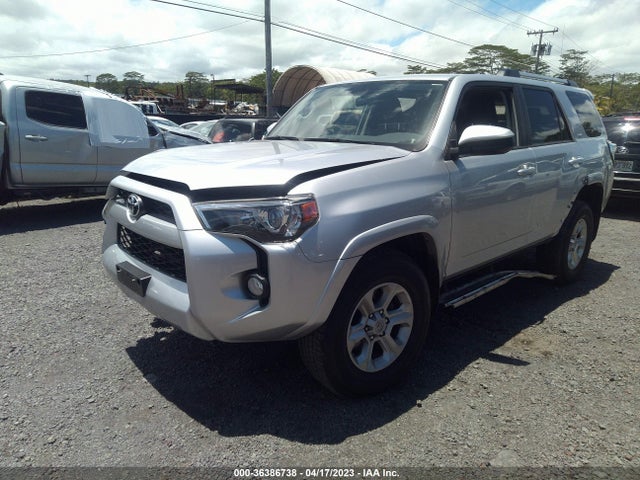 Toyota 4RUNNER SR5 2019 JTEBU5JR4K5617328 Image 2