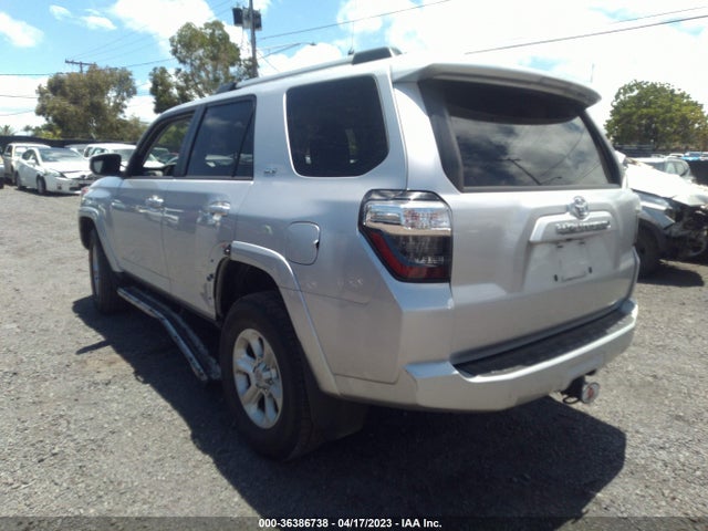 Toyota 4RUNNER SR5 2019 JTEBU5JR4K5617328 Image 4