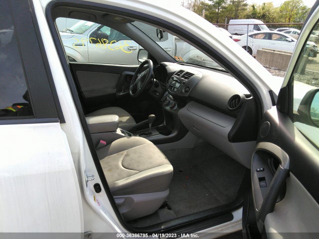 2010 TOYOTA RAV4 VIN: JTMBF4DV9AD038390