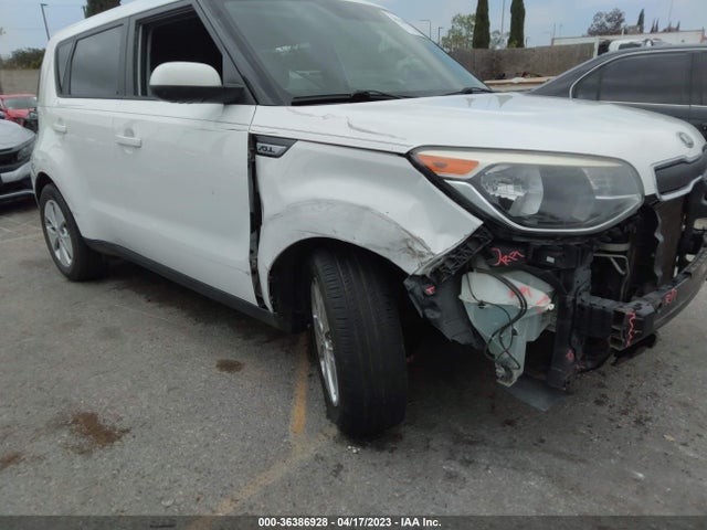 KIA Soul Base 2015 KNDJN2A20F7173776 Image 6