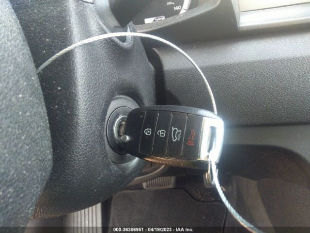 KNDCB3LC8J5146455 KIA NIRO FE