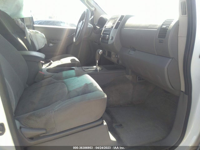 2015 NISSAN FRONTIER S/SV/PRO-4X/SL VIN: 1N6AD0EV0FN711588