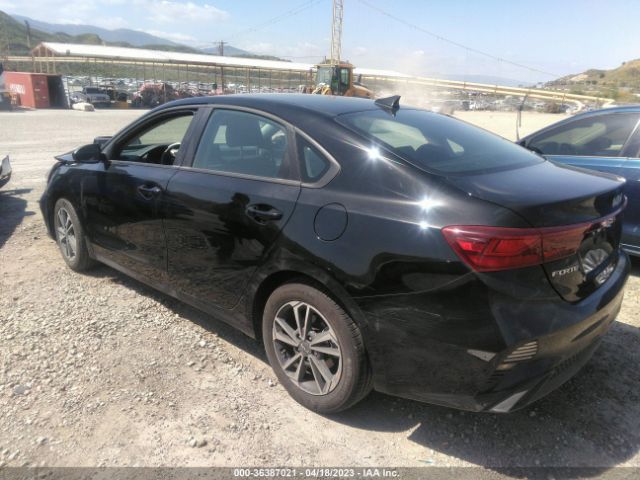 3KPF24ADXPE571137 KIA Forte Lxs