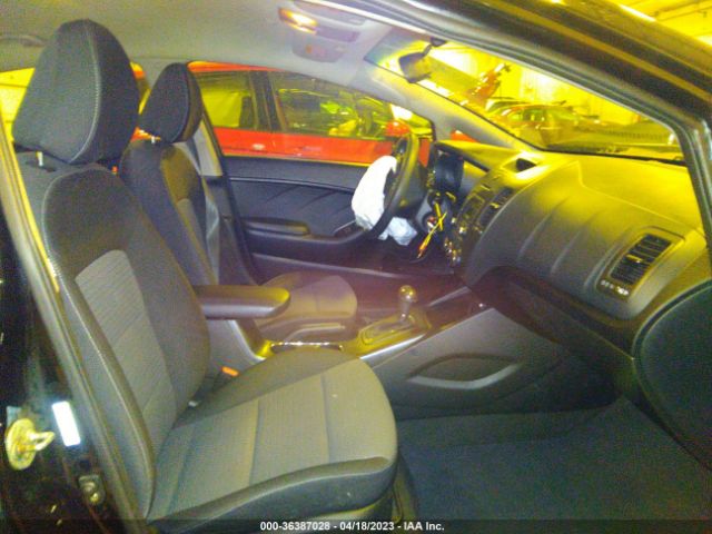 KNAFX4A69F5391397 KIA FORTE LX