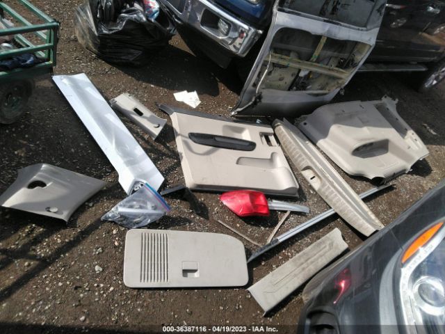 KNDMC5C13H6256605 KIA SEDONA EX