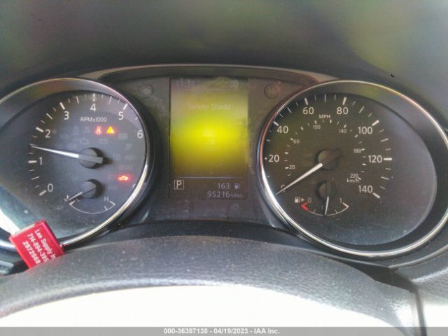 KNMAT2MT2JP548229 Nissan ROGUE SV