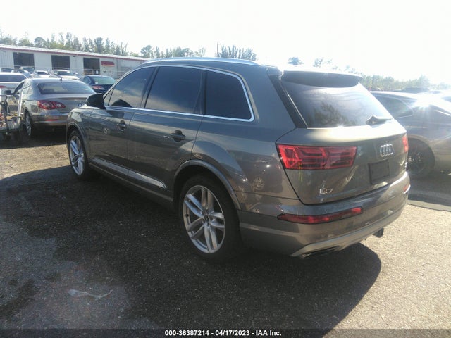 WA1VAAF73HD003017 Audi Q7 Prestige