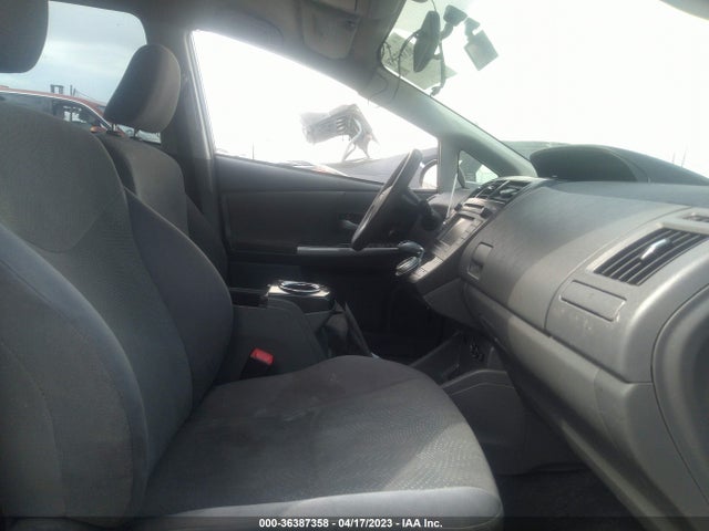Toyota Prius V Two/three/five 2014 JTDZN3EU1E3367839 Image 6