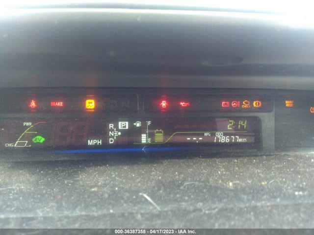 Toyota Prius V Two/three/five 2014 JTDZN3EU1E3367839 Image 8